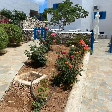 Les 4 Soeurs A - Paros Feriehus Aspro Chorio