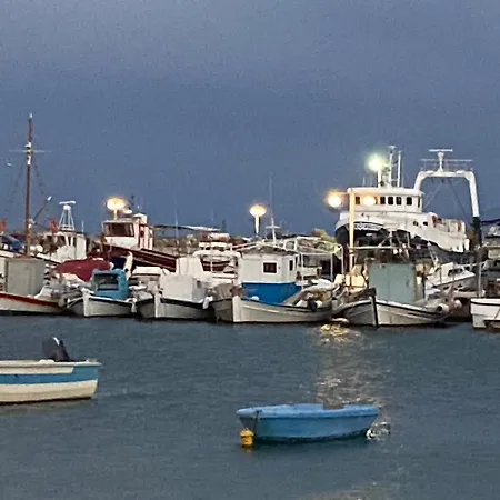 Les 4 Soeurs A - Paros Feriehus